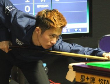 Αυτή είναι η πιο απίθανη βολή που σημειώθηκε ποτέ σε αγώνα μπιλιάρδου (βίντεο)